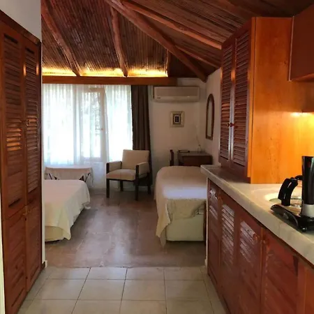 In Bb - Boutique Triple With Wonderful View In Natural Conservation Area Pensjonat